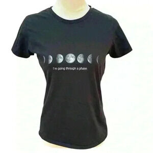 I’m going through a phase Women’s Black Short Sleeve Tee Shirt Women’s Small